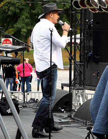 Andy Benetin_10-06-12_06