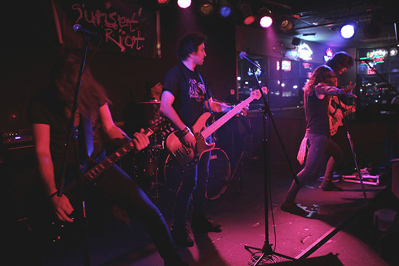 Sunset Riot_08-14-11_17