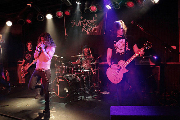 Sunset Riot_08-14-11_60