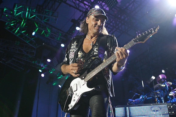 Scorpions Chicago_06-29-12_43