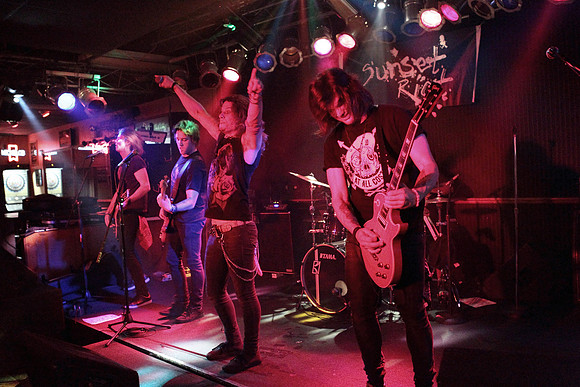 Sunset Riot_08-14-11_51
