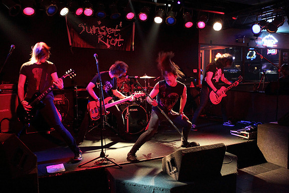 Sunset Riot_08-14-11_04