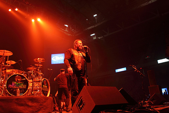 Savage Amusement_08-27-11_211