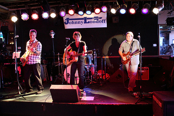 Henry's Humans_09-09-12_04